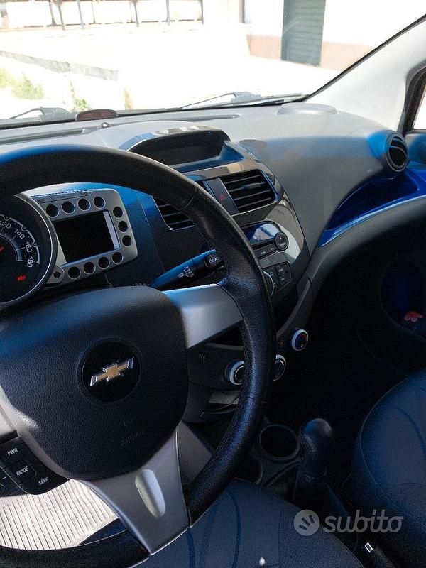 Usata Chevrolet Spark 81 CV (59 kW) 2011 Blu Utilitaria