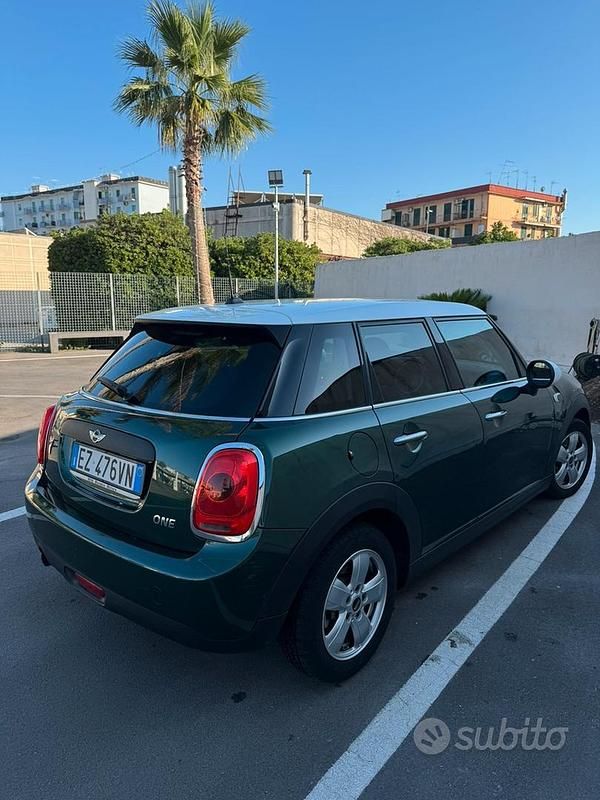 Usata Mini Cooper 75 CV (55 kW) 2015 Utilitaria