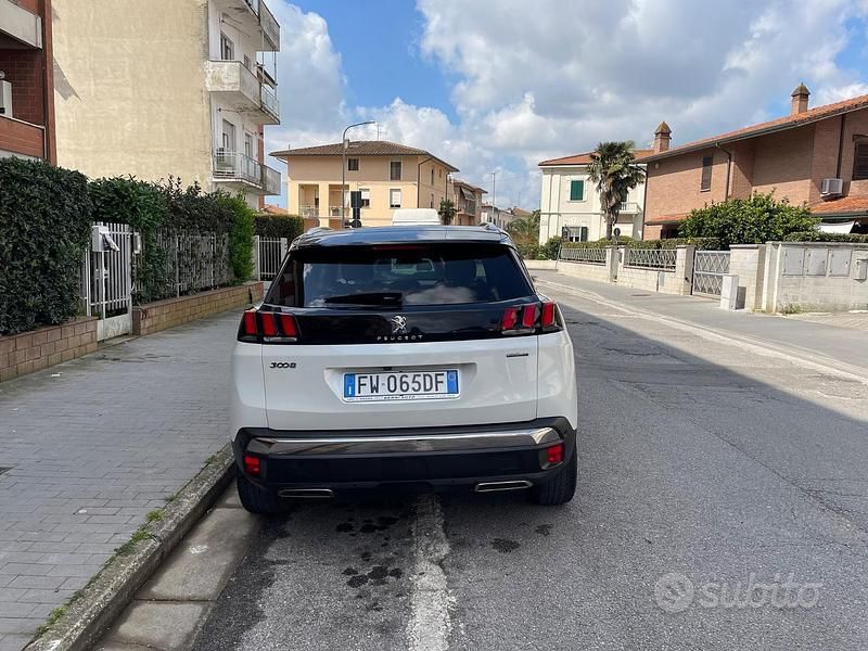 Usata Peugeot 3008 GT-line 165 CV (121 kW) 2019 Bianco SUV