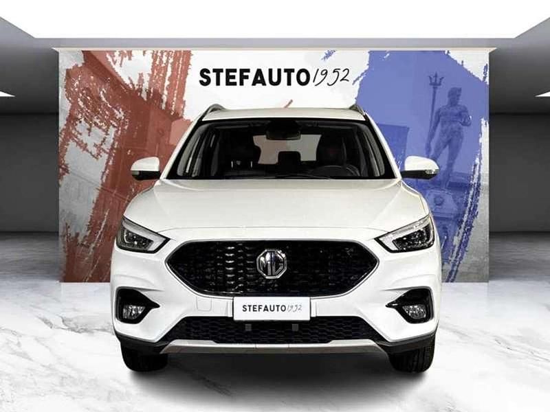 Usata MG ZS Luxury 106 CV (77 kW) 2024 Bianco SUV