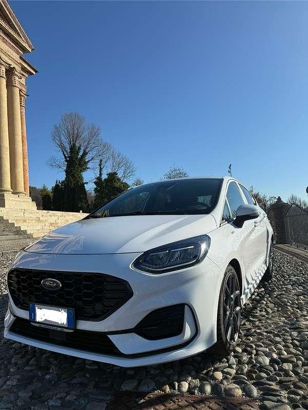 Usata 2023 Ford Fiesta ST-Line Berlina | 19.500 € (Molto cara) - Immagine 1/4