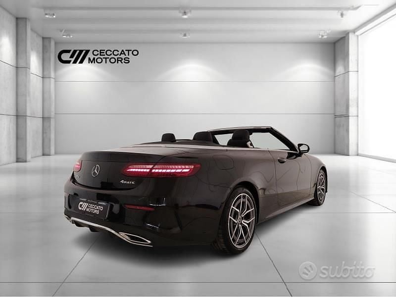 Usata Mercedes E300 Premium 265 CV (194 kW) 2024 Nero Cabrio