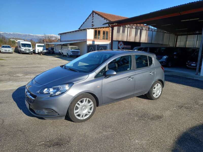 Usata Opel Corsa 75 CV (55 kW) 2017 Grigio Berlina