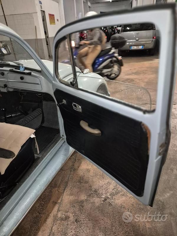 Usata VW Beetle 1960 Utilitaria