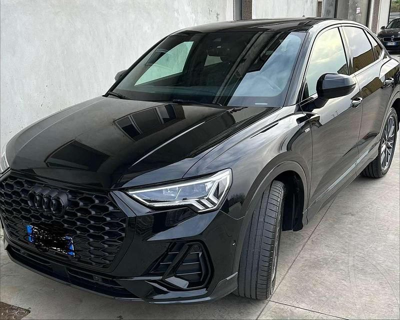 Usata Audi Q3 Sportback S-Line 150 CV (110 kW) 2022 Nero SUV