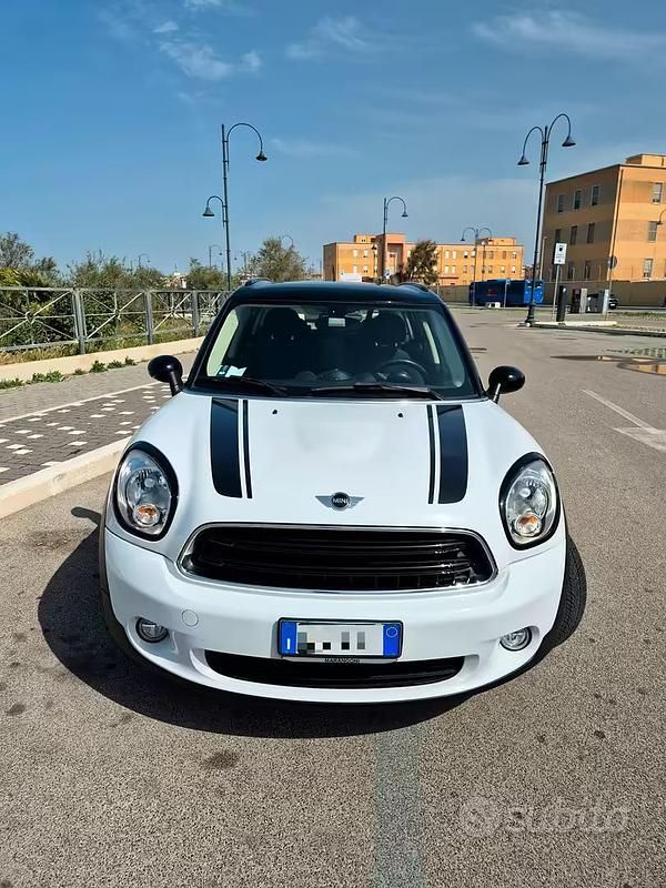 Usata Mini Cooper Countryman 2015 Bianco SUV