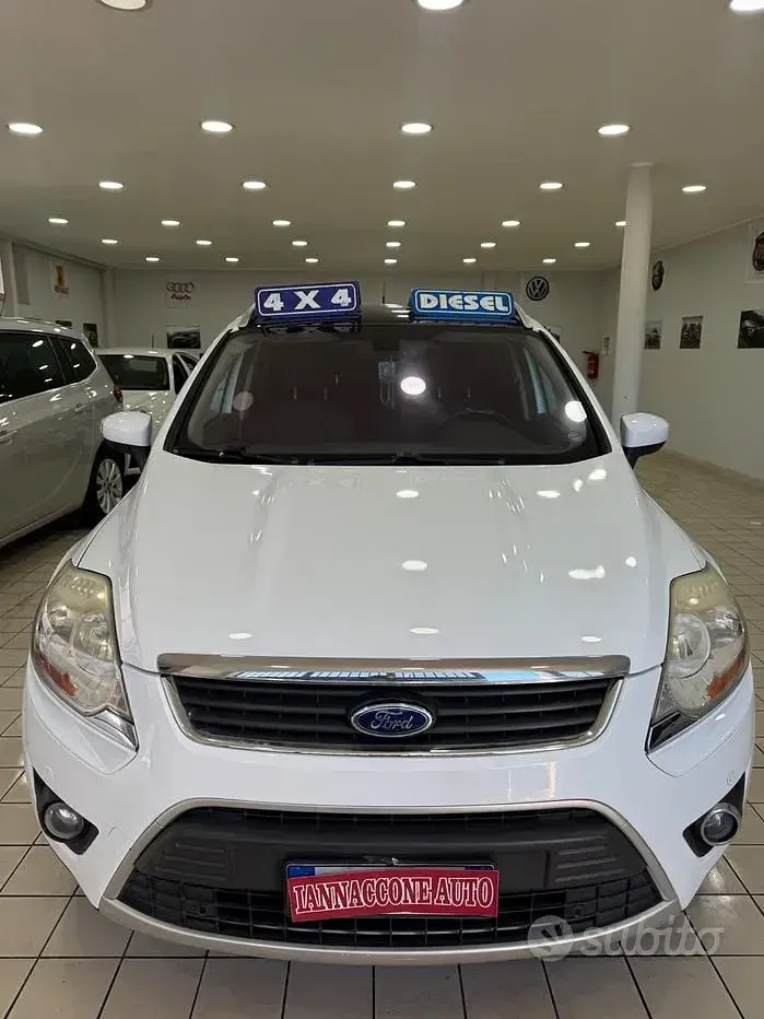 Usado Ford Kuga Titanium 163 CV (119 kW) 2010 Blanco SUV