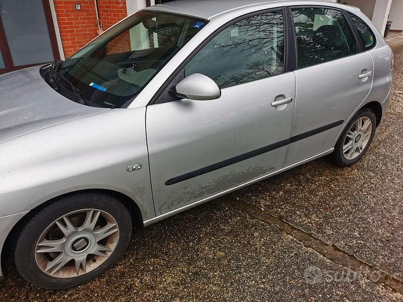 Brugt Seat Ibiza 101 HK (74 kW) 2003 Hatchback