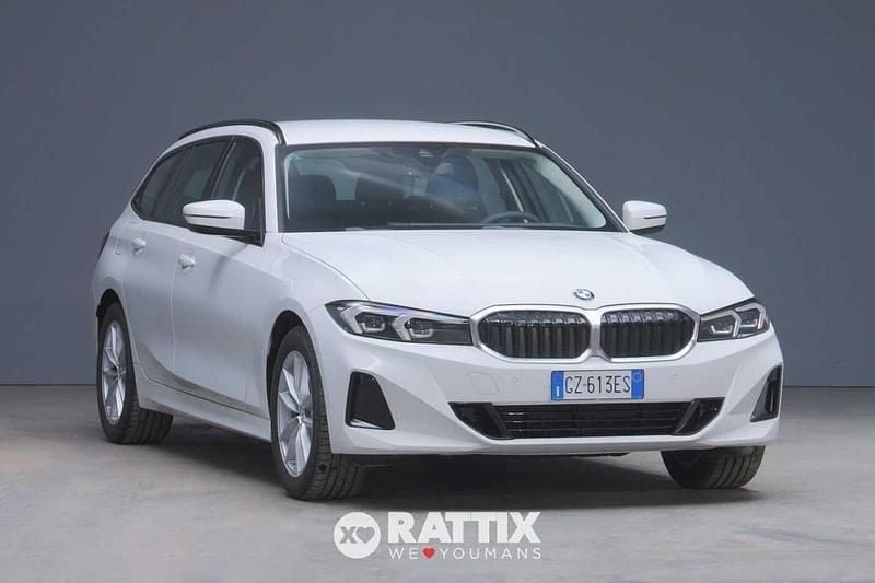 Bianco Usata 2025 BMW 320e Station wagon | 47.831 € (Super prezzo) - Immagine 1/4