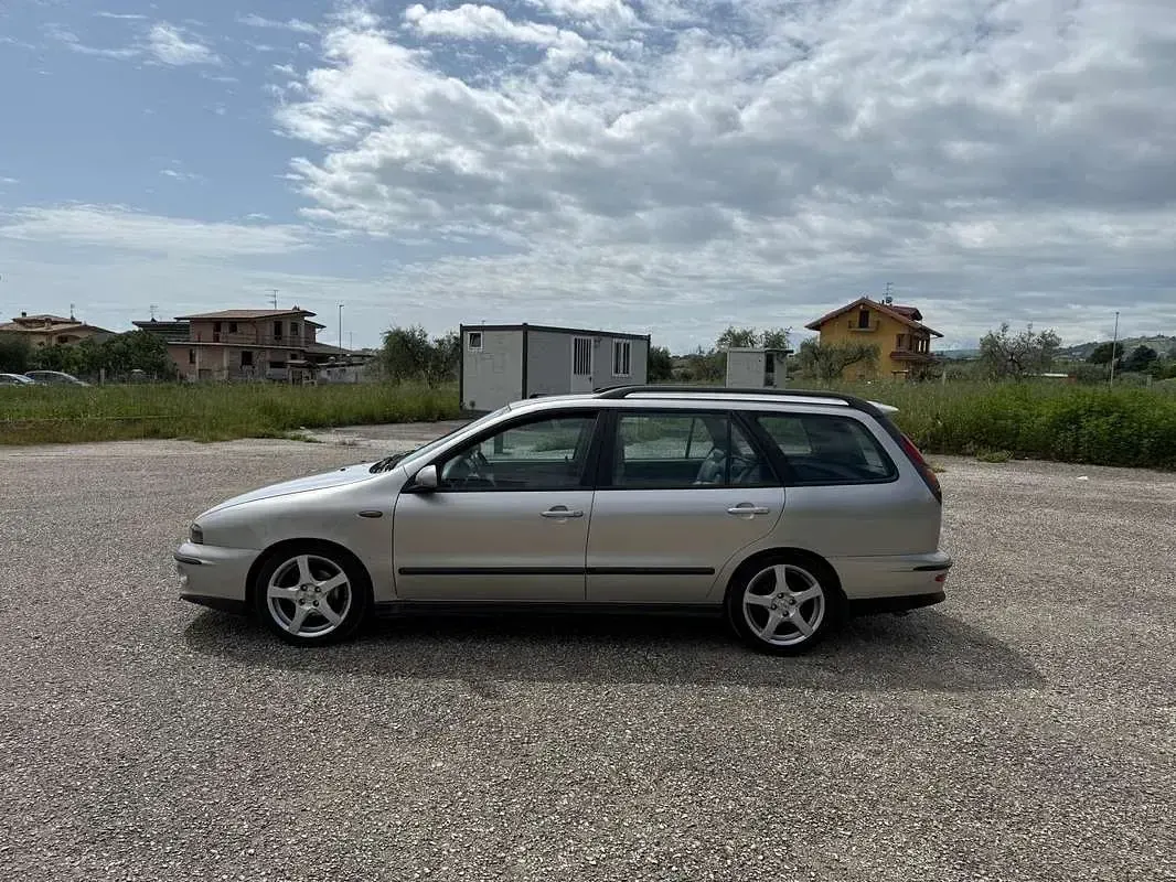Usata Fiat Marea Weekend 110 CV (80 kW) 2001 Argento Station wagon