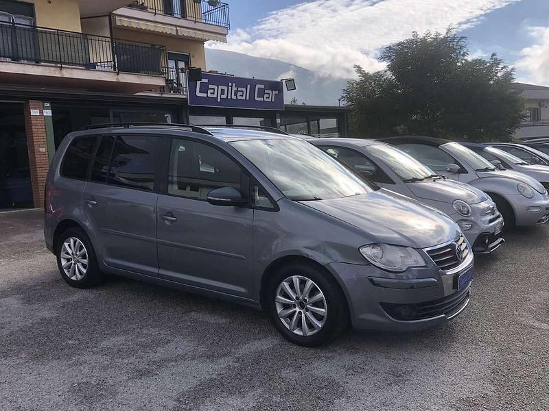 Usata VW Touran Trendline 109 CV (80 kW) 2008 Grigio Monovolume