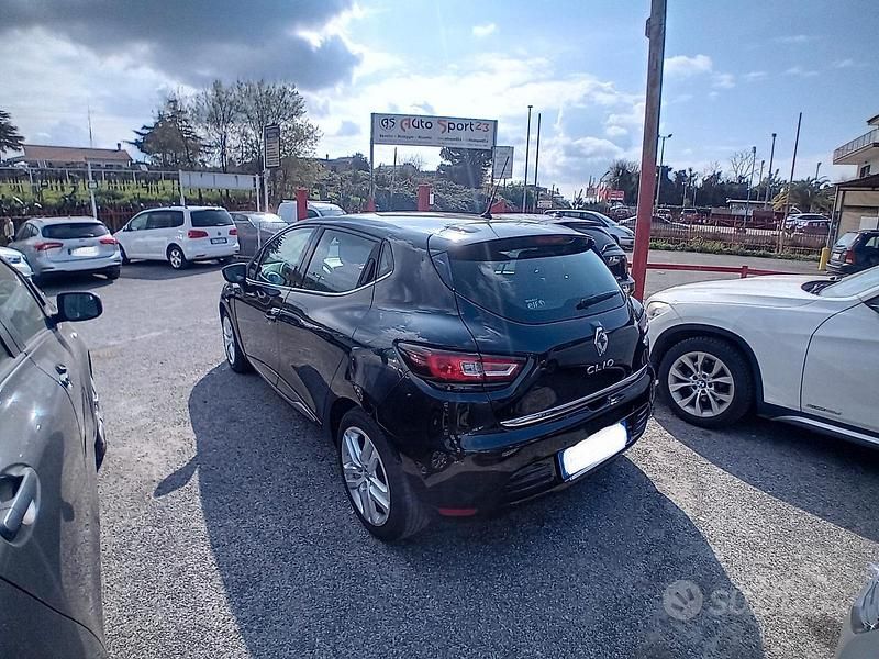 Usata Renault Clio IV 75 CV (55 kW) 2019 Nero Utilitaria