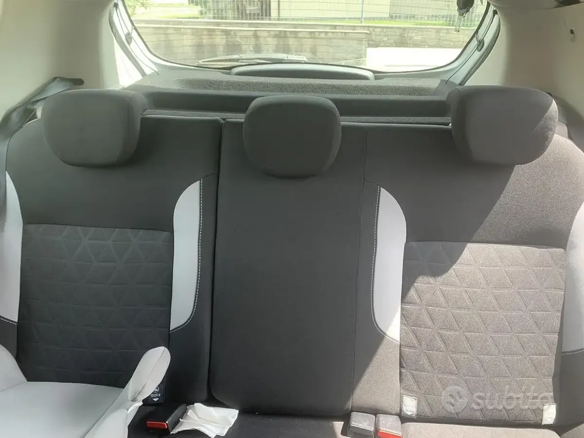Usata Dacia Duster 100 CV (73 kW) 2016 SUV