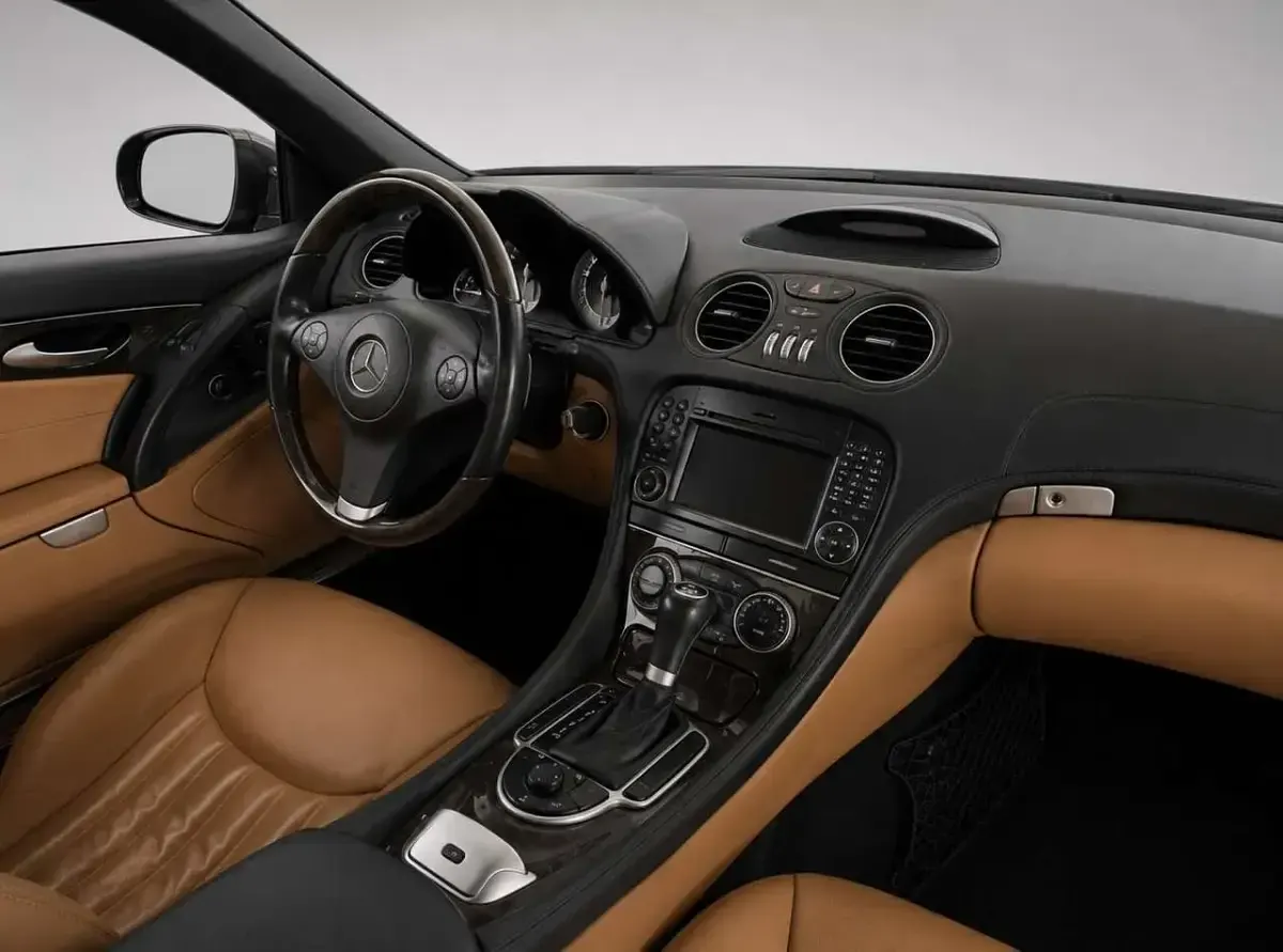 Usata Mercedes SL350 315 CV (231 kW) 2011 Nero Cabrio