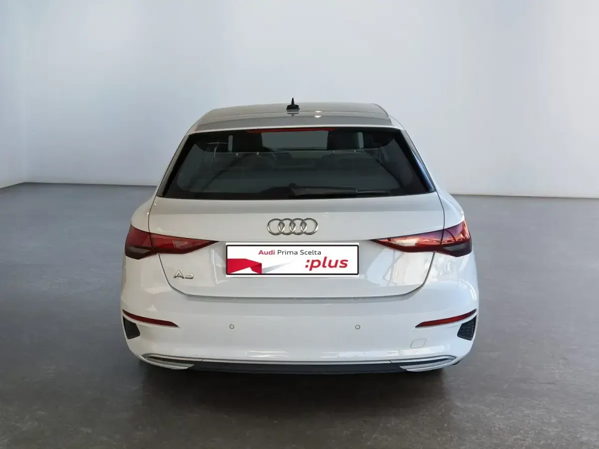 Usata Audi A3 Sportback Advanced 110 CV (80 kW) 2023 Bianco Utilitaria