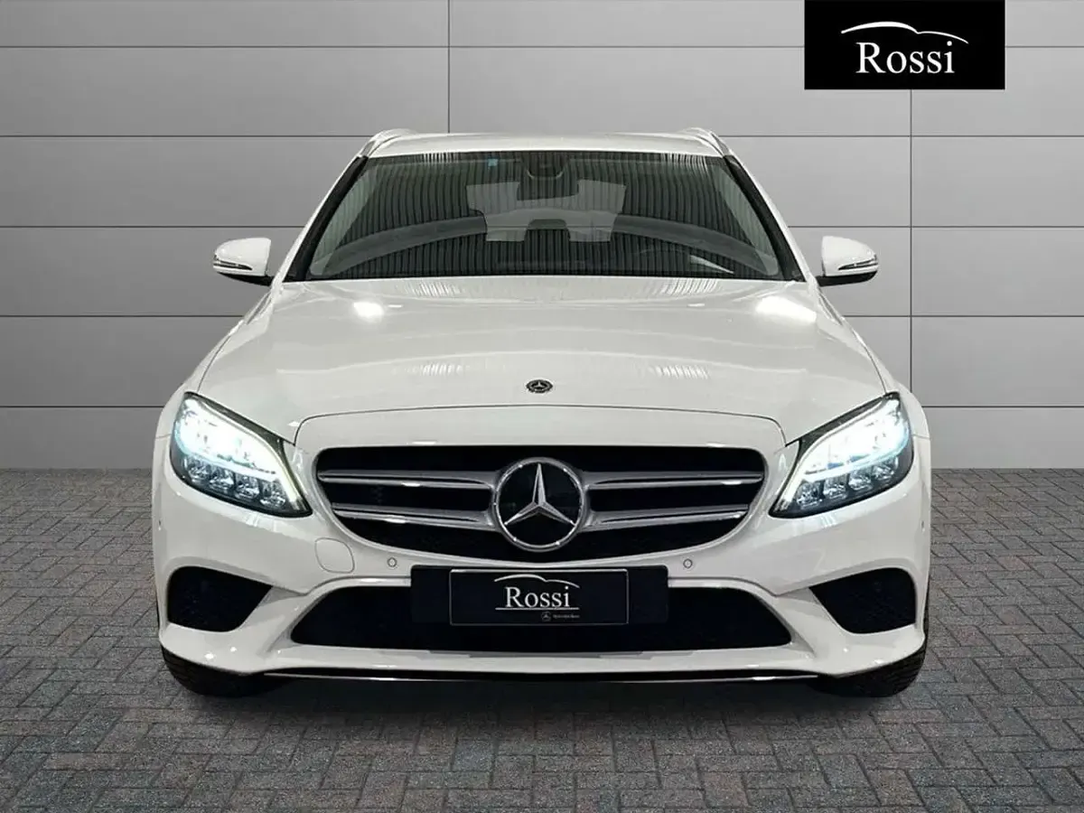 Usata Mercedes C220 194 CV (142 kW) 2019 Bianco Station wagon