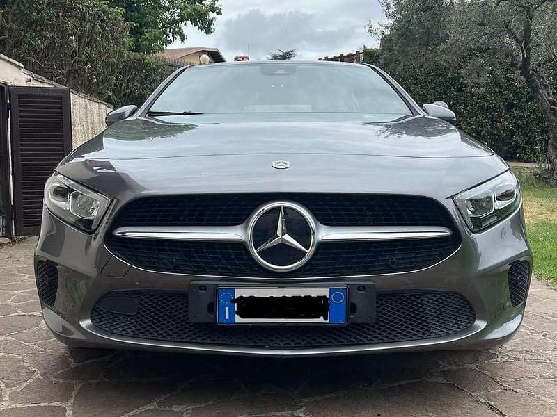 Usata Mercedes A250 160 CV (117 kW) 2020 Grigio Berlina