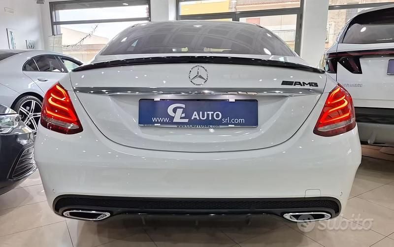 Usata Mercedes C220 AMG 170 CV (125 kW) 2016 Bianco Berlina