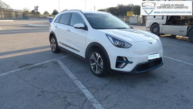 Bianco Usata 2021 Kia e-Niro 2 SUV | 19.950 € - Immagine 1/4