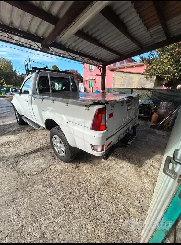 Usata Tata Xenon 140 CV (102 kW) 2009 Bianco Pick-up