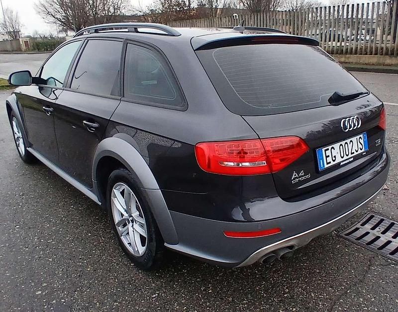 Usata Audi A4 Allroad 170 CV (125 kW) 2011 Verice metallizzata Station wagon