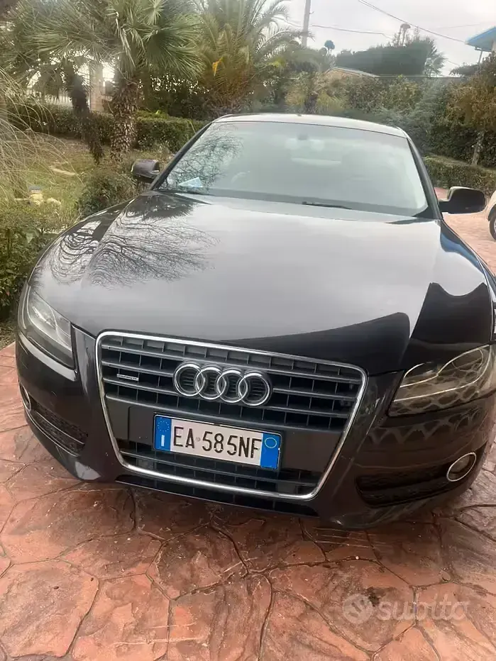 Usata Audi A5 S-Line 2010 Grigio Coupé