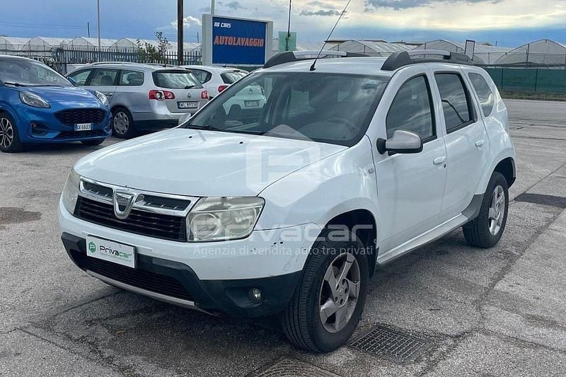 Usata Dacia Duster Lauréate 110 CV (80 kW) 2012 Bianco SUV