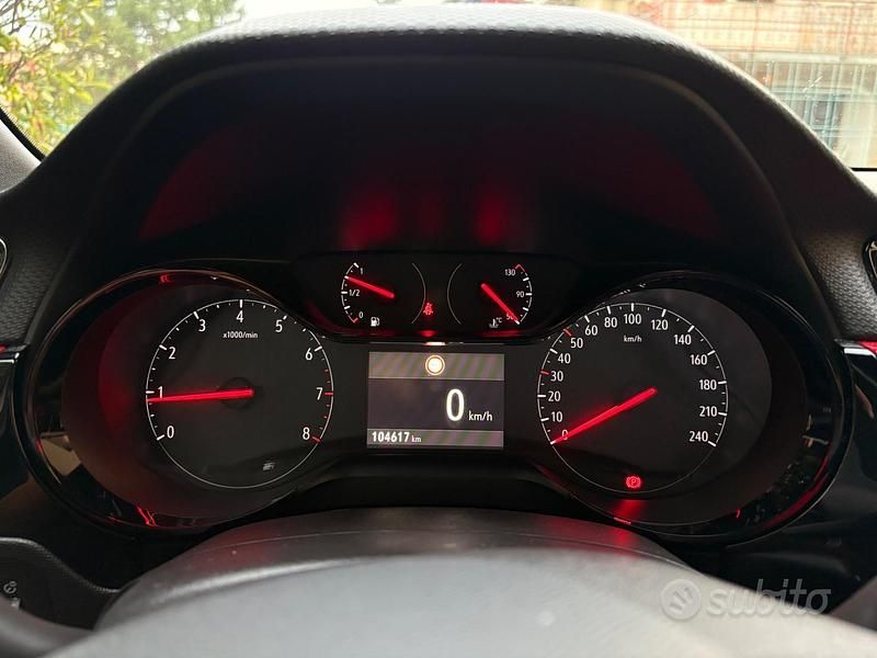 Usata Opel Corsa GS Line 102 CV (75 kW) 2020 Bianco Berlina