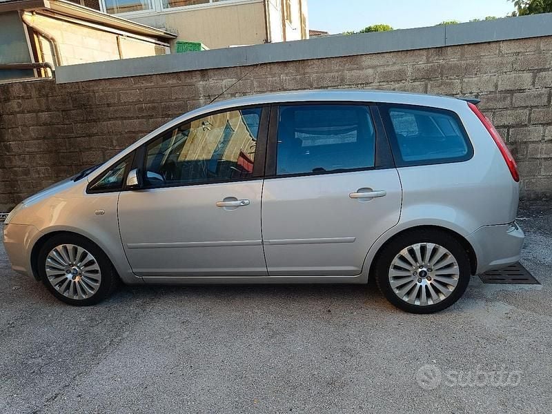 Usata Ford C-MAX 145 CV (106 kW) 2007 Grigio Monovolume