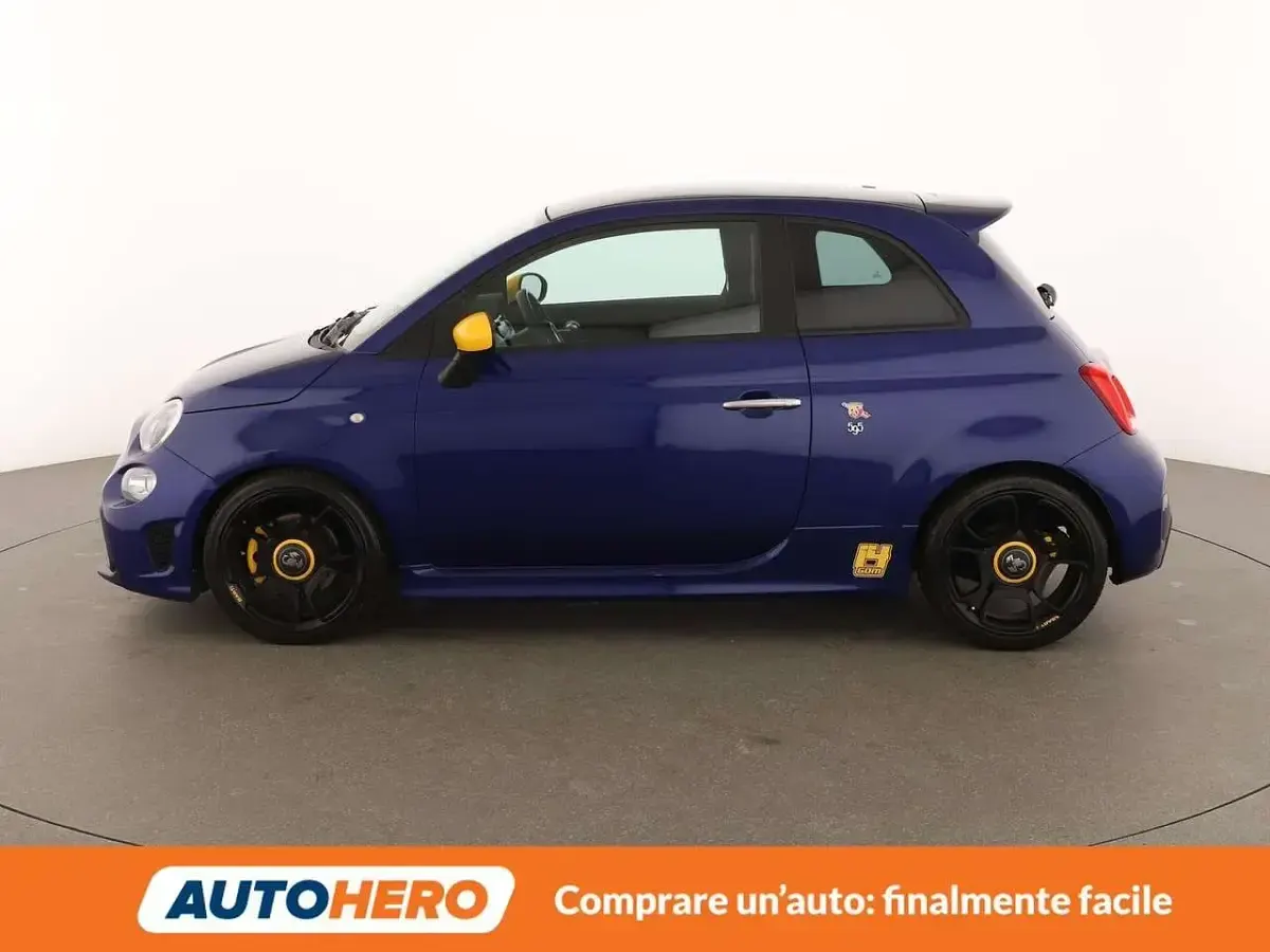 Usata Abarth 595 Pista 160 CV (117 kW) 2018 Blu/azzurro Utilitaria