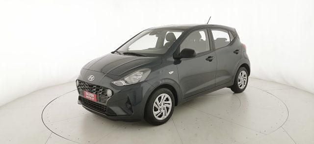Usata Hyundai i10 Advanced 67 CV (49 kW) 2022 Grigio metallizzato Utilitaria