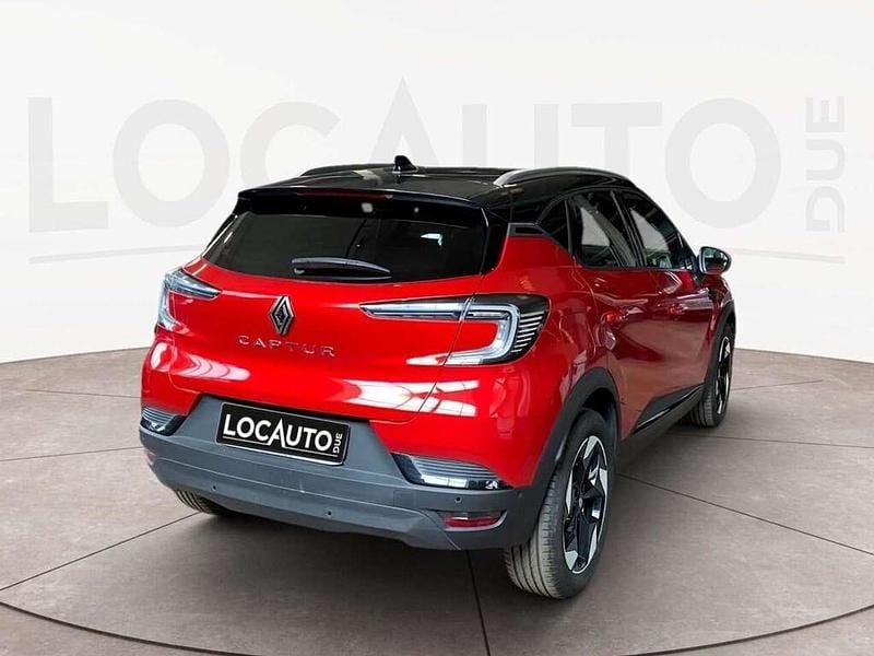 Usata Renault Captur Techno 101 CV (74 kW) 2025 Rosso SUV