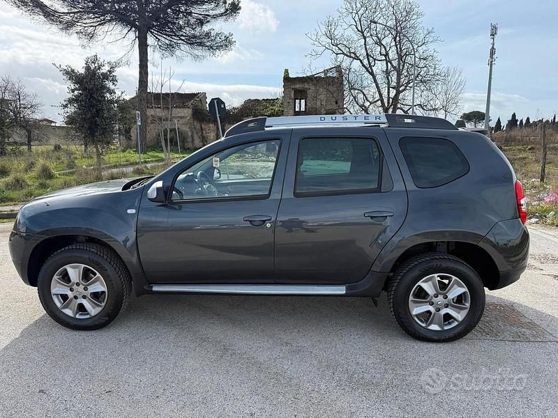 Usata Dacia Duster Prestige 110 CV (80 kW) 2015 Grigio SUV