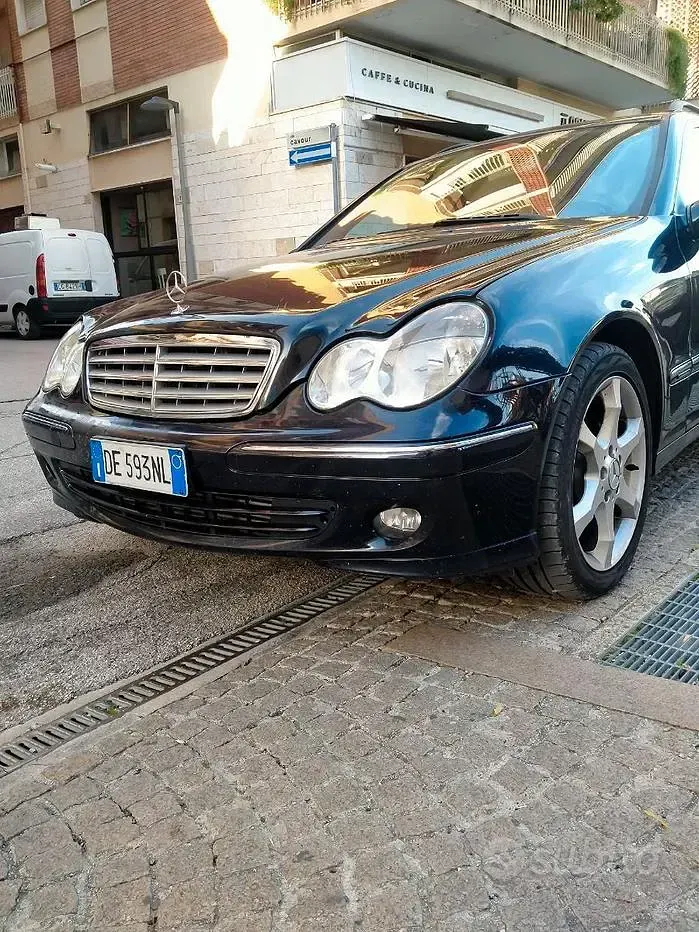 Usata Mercedes C220 150 CV (110 kW) 2007 Station wagon