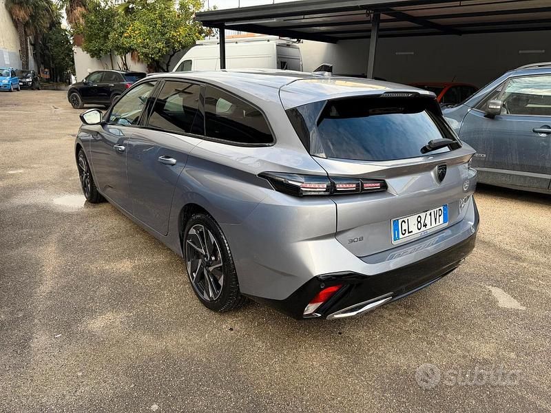Usata Peugeot 308 SW Allure 131 CV (96 kW) 2022 Grigio Station wagon
