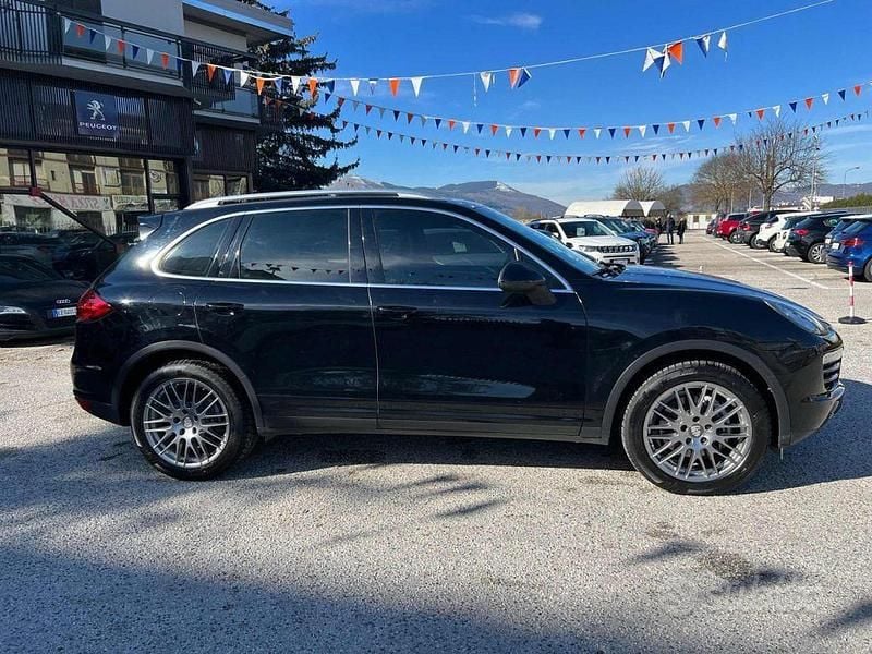 Usata Porsche Cayenne 245 CV (180 kW) 2012 Nero SUV