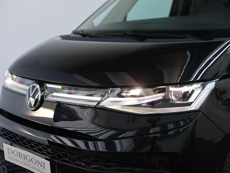 Nuova VW Multivan Life 150 CV (110 kW) 2025 Deep black perlato Furgone