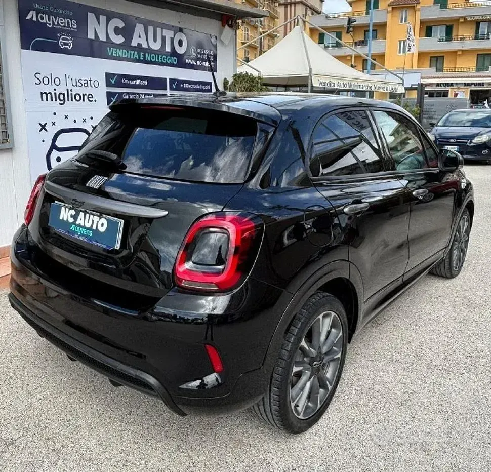 Usata Fiat 130 Sport 131 CV (96 kW) 2023 Nero SUV