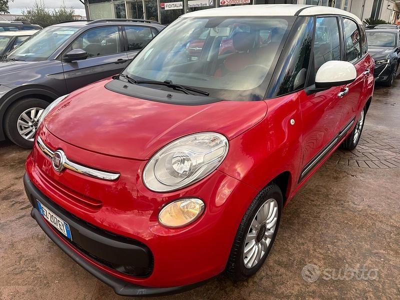 Usata Fiat 500L Living 120 CV (88 kW) 2015 Rosso Monovolume