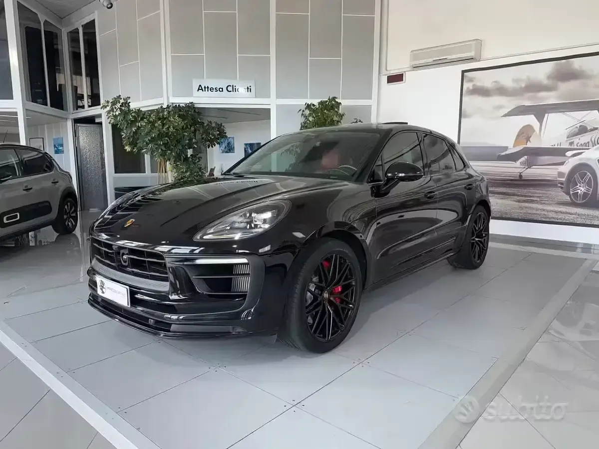 Usata Porsche Macan 441 CV (324 kW) 2022 Nero SUV