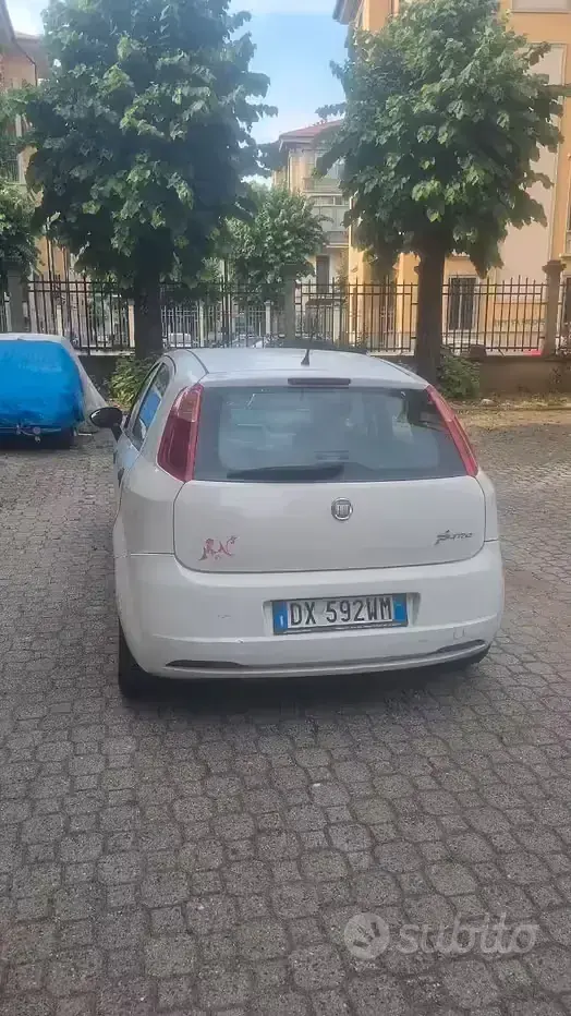 Usata Fiat Grande Punto 77 CV (56 kW) 2009 Utilitaria