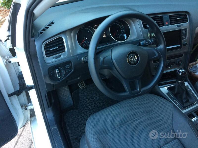 Usato 2014 VW Golf VII 1.6 Diesel 105 CV (10.000 €)