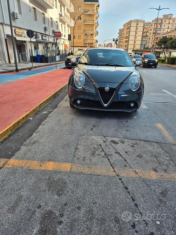 Usata Alfa Romeo MiTo 70 CV (51 kW) 2017 Grigio Utilitaria