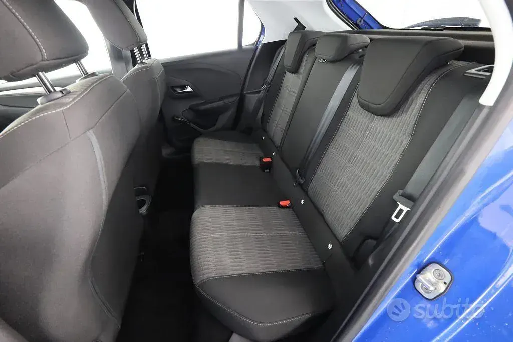 Usata Opel Corsa Edition 101 CV (74 kW) 2023 Voltaic blue Utilitaria