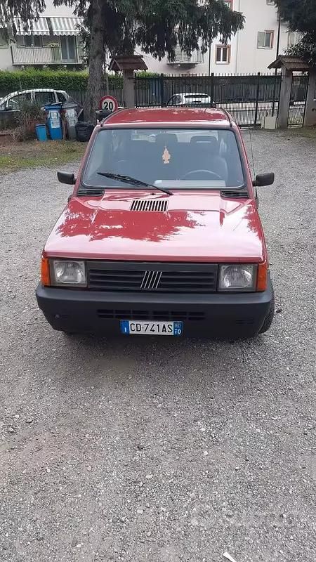 Usata Fiat Panda 54 CV (39 kW) 2002 Rosso Utilitaria