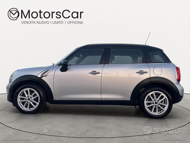Usata Mini Cooper D Countryman Business 111 CV (81 kW) 2016 Grigio SUV