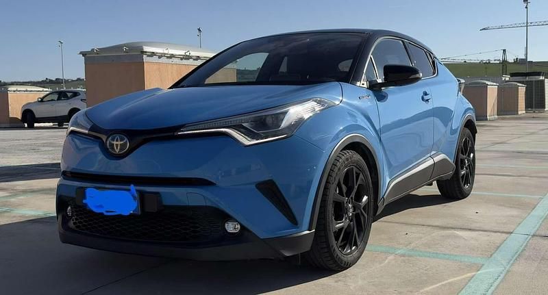 Usata Toyota C-HR Active 98 CV (72 kW) 2019 SUV