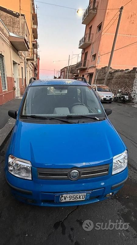 Blu Usata 2008 Fiat Panda Dynamic Tre volumi | 2800 € (Buon prezzo) - Immagine 1/4