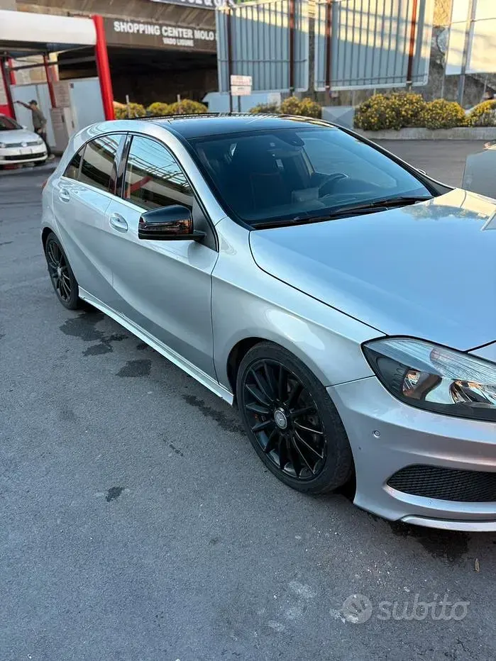 Usata Mercedes A200 156 CV (114 kW) 2012 Utilitaria