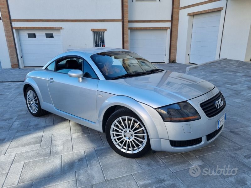 Usata Audi TT 179 CV (131 kW) 1998 Grigio Coupé